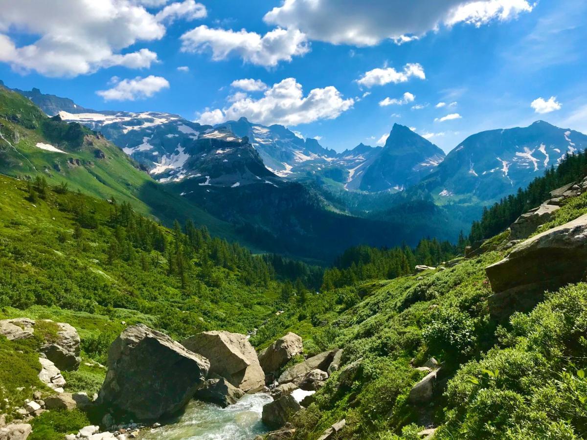 Vila Casa Vacanza In Tipico Chalet Di Montagna Varzo Exteriér fotografie
